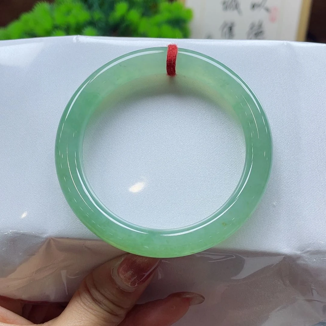 翡翠手镯未镶嵌28号链接