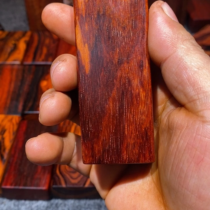 放***松檀香紫檀（小叶紫檀）