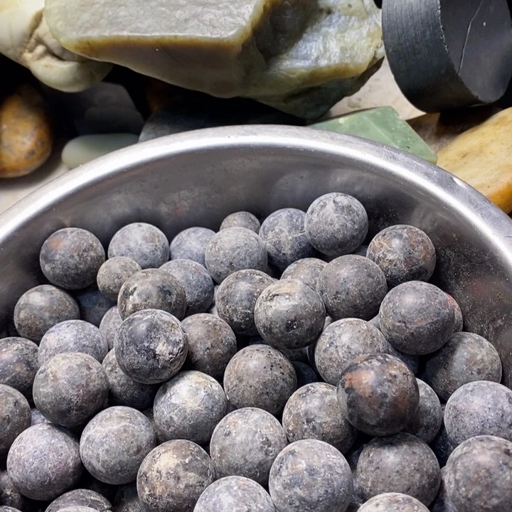 透闪石质玉珠宝半成品未镶嵌