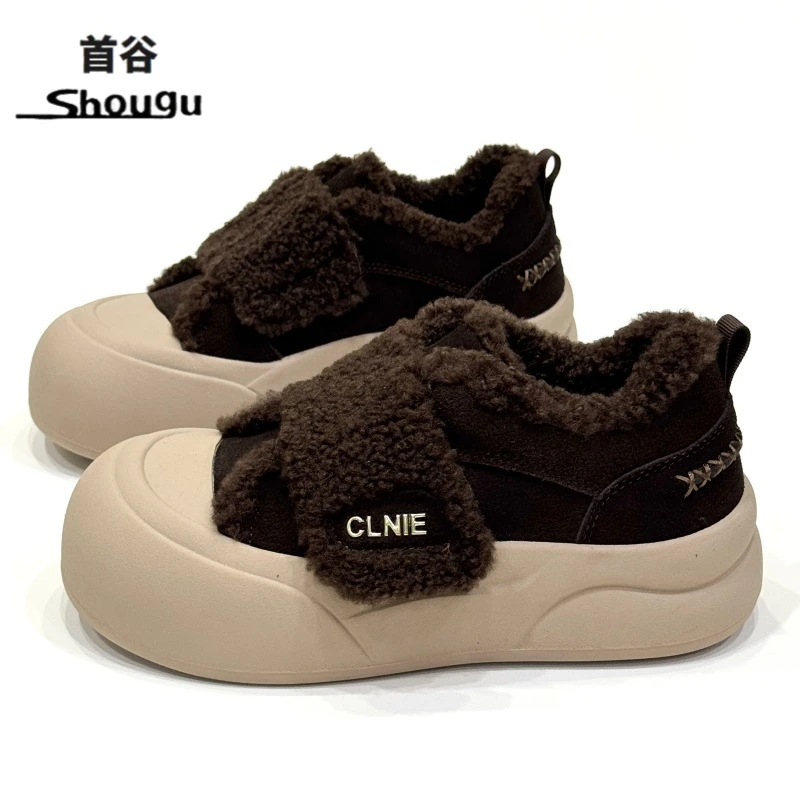 shougu/首谷2025冬新款魔术贴厚底加绒保暖板鞋女百搭时尚面包鞋