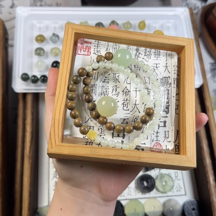 陨***年蛇纹石玉合金颈饰