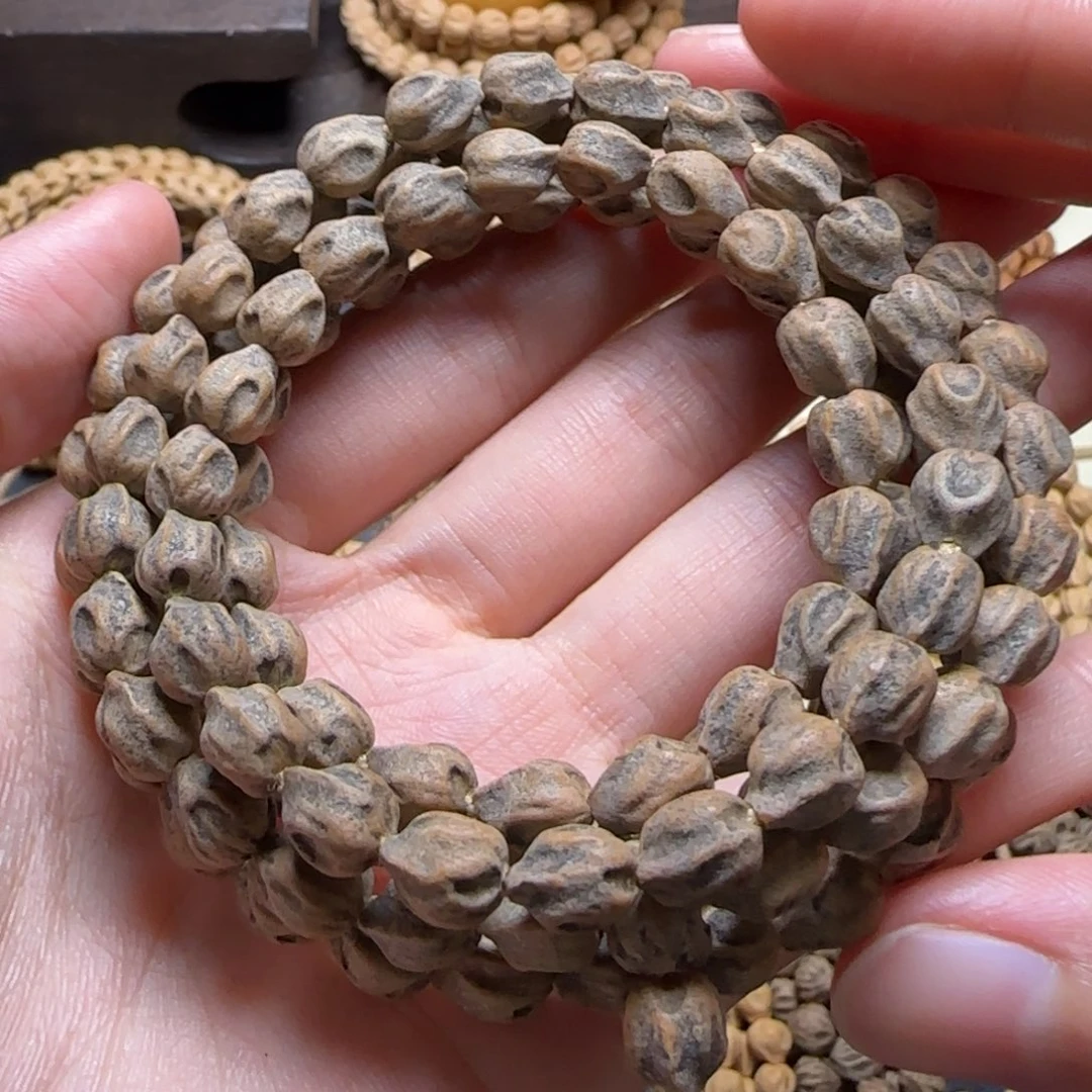 j***e吊坠柏香籽/百香籽