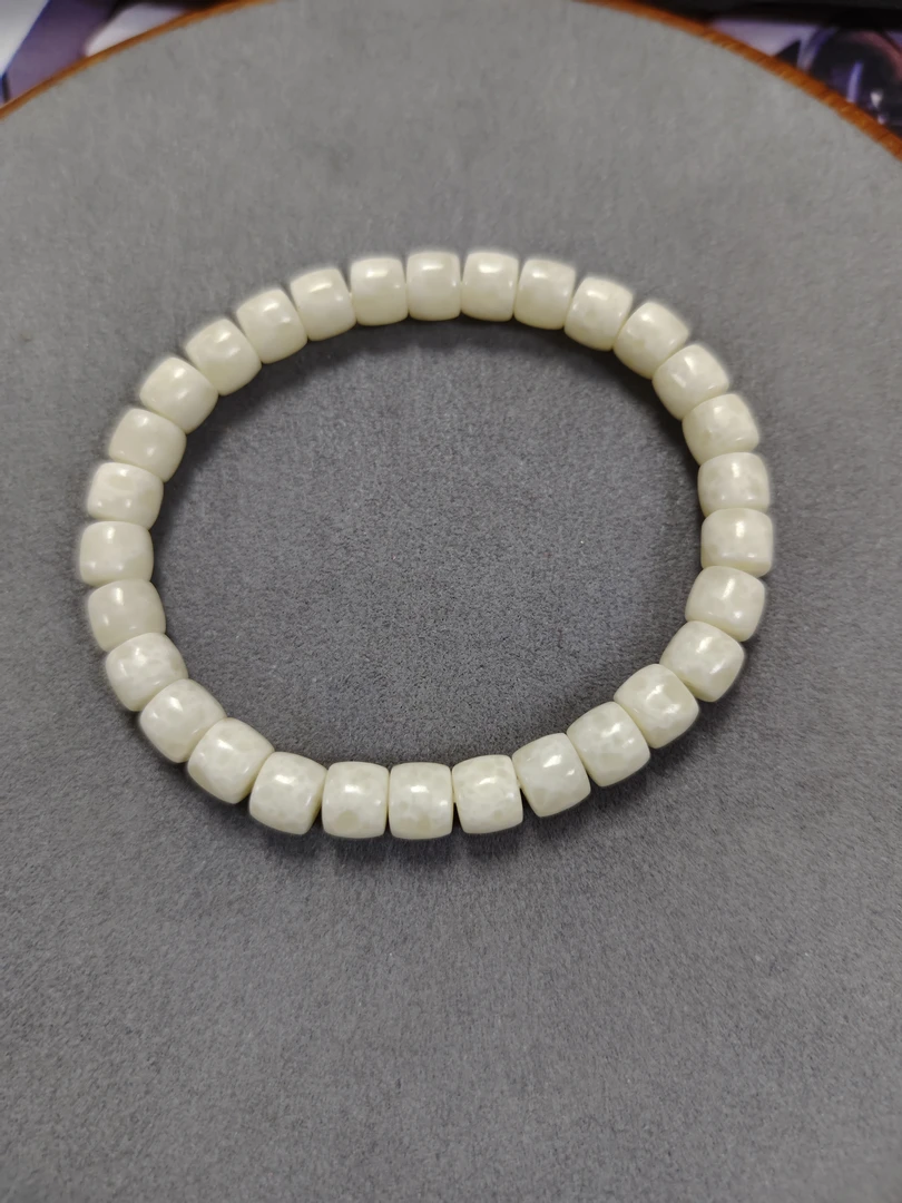 M582号牙牙直切手串