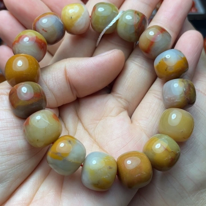 南红玛瑙未镶嵌手串多样性发114