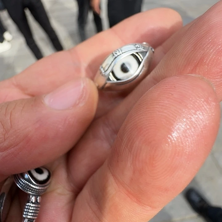 无非金属好看的眼睛戒指