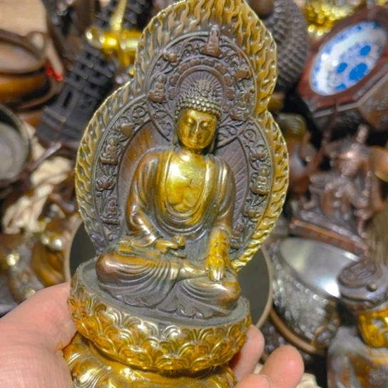正常发货 铜的。全清了一件不留