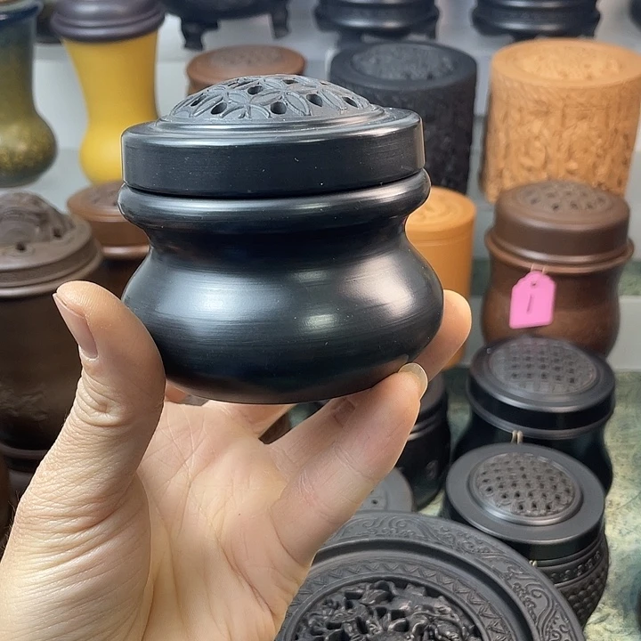 一对事事如意。      微瑕