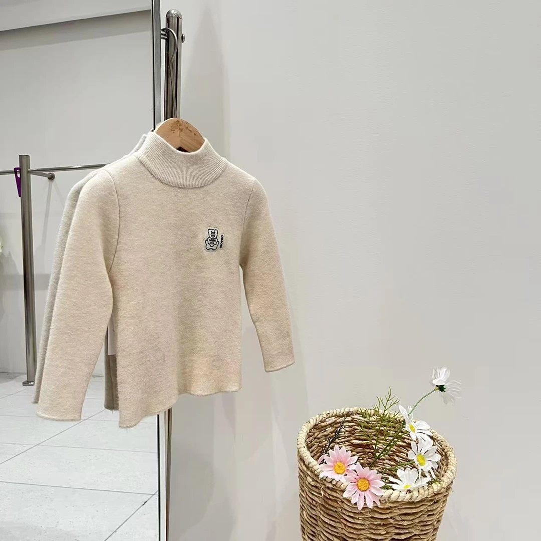 秋冬女童毛衣花米色 8275蕊系