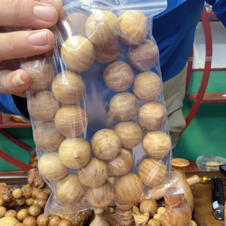 柏***顺松木于老三琥珀木