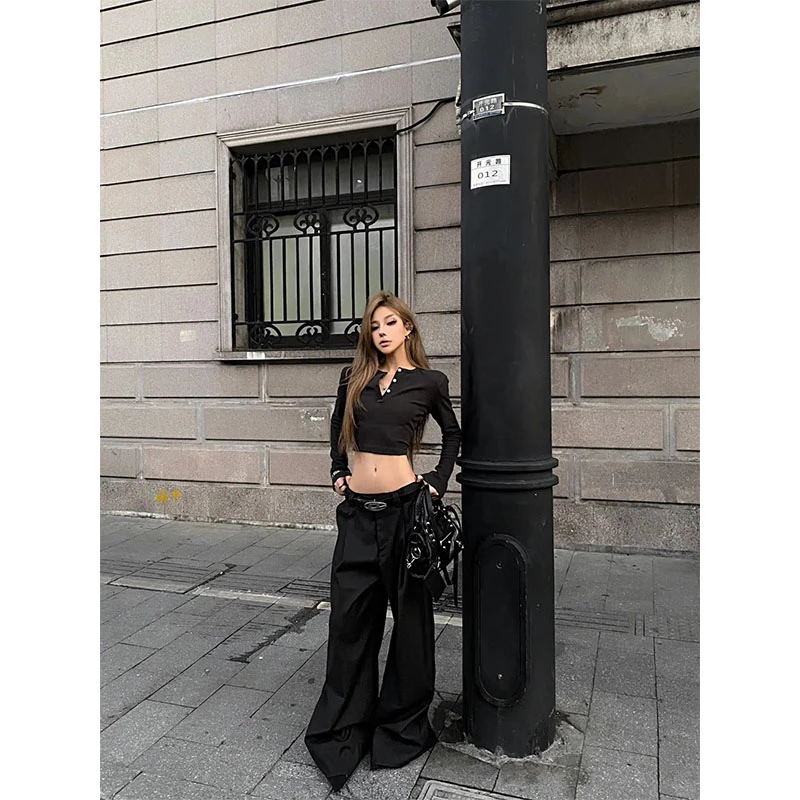 美式复古长袖t恤女早秋亨利领打底衫修身显瘦短款休闲直筒阔腿裤