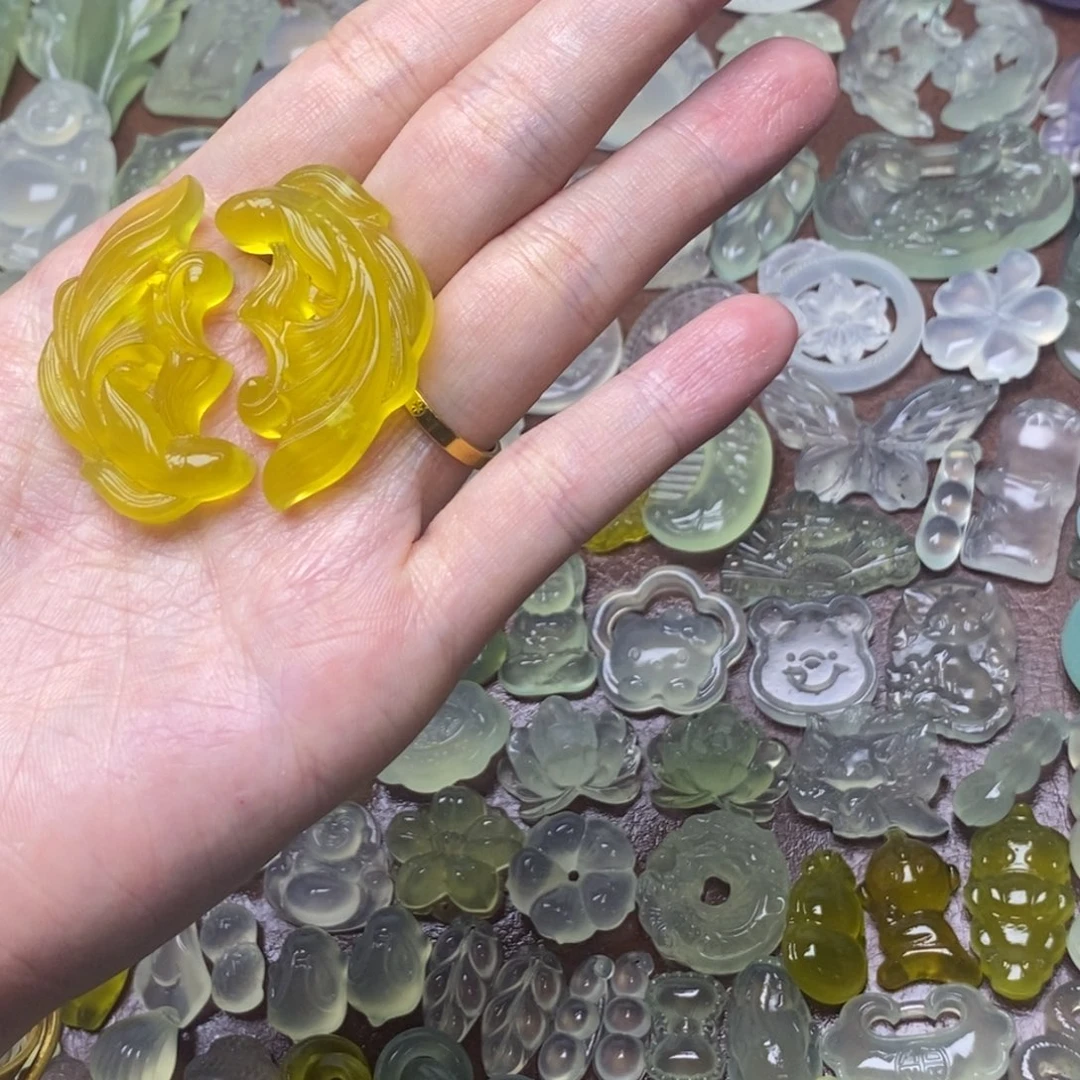 蛇纹石玉合金项链