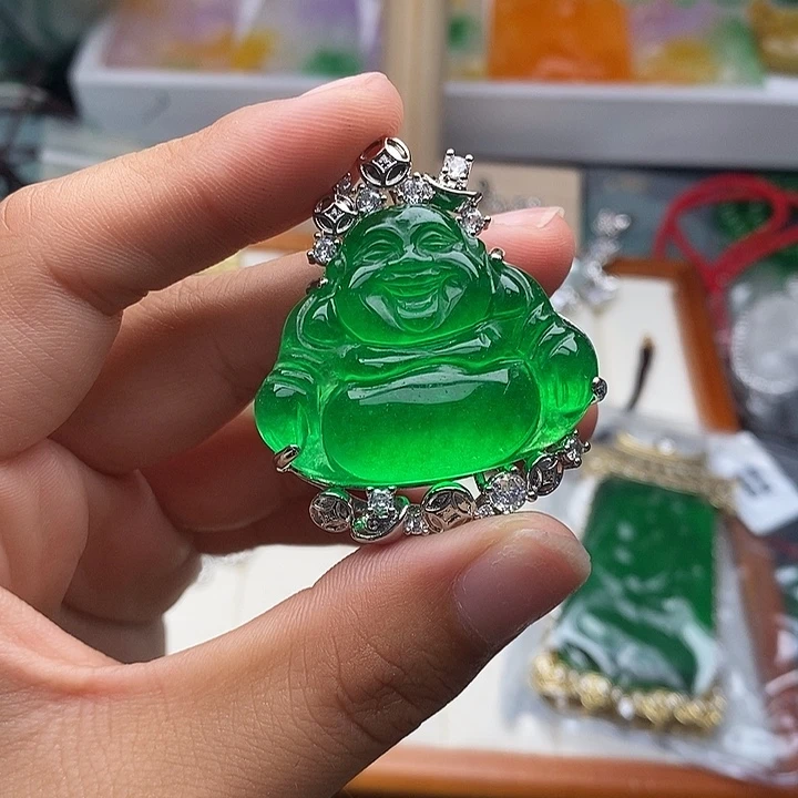 翡翠未镶嵌颈饰378手串