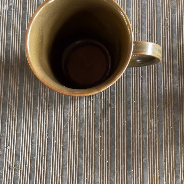 浪鬼家釉绘柴烧餐具被**弃杯
