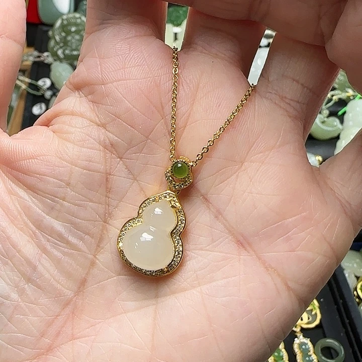 颈饰银S925镶嵌和田玉