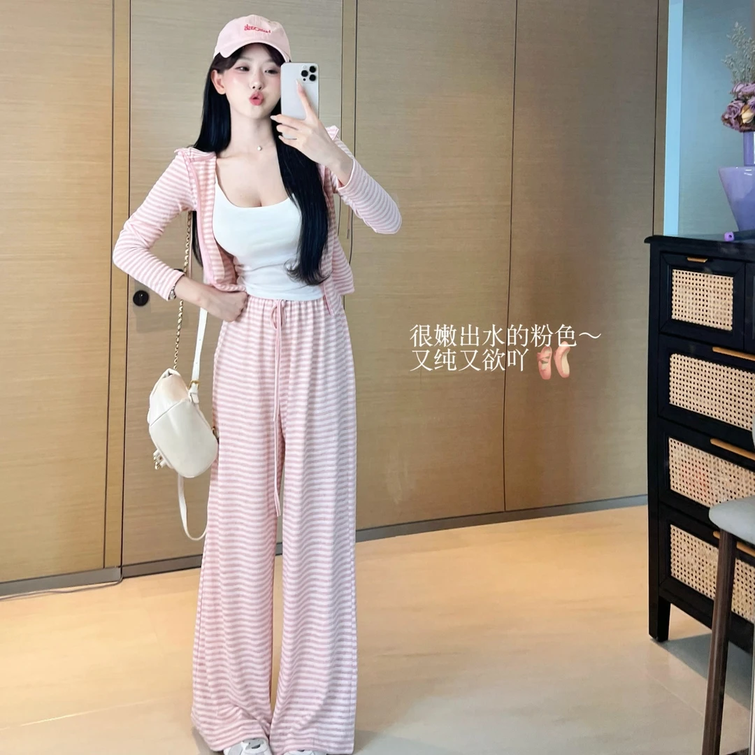 陈六六CHENLIULIU【氧气呼吸】条纹天菜随意感轻薄舒适两件套