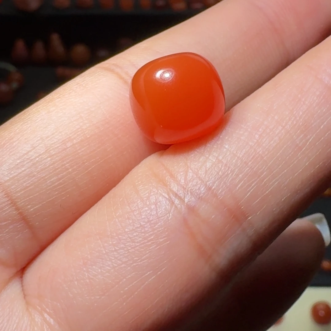 南红玛瑙未镶嵌保山满肉柿子红老形微纹11.4×10.4