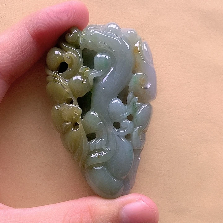 翡翠未镶嵌颈饰翡翠a货