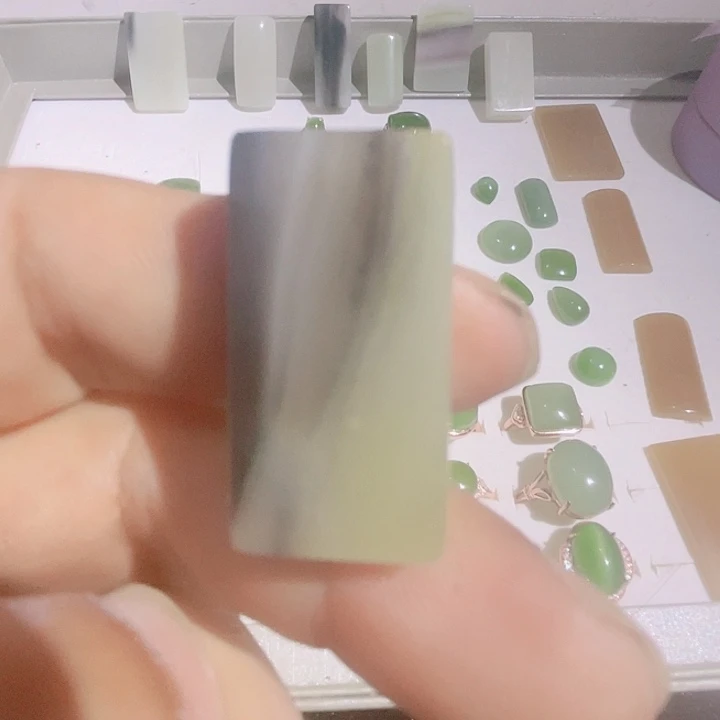 和田玉（翠青玉）未镶嵌吊坠(不含链)