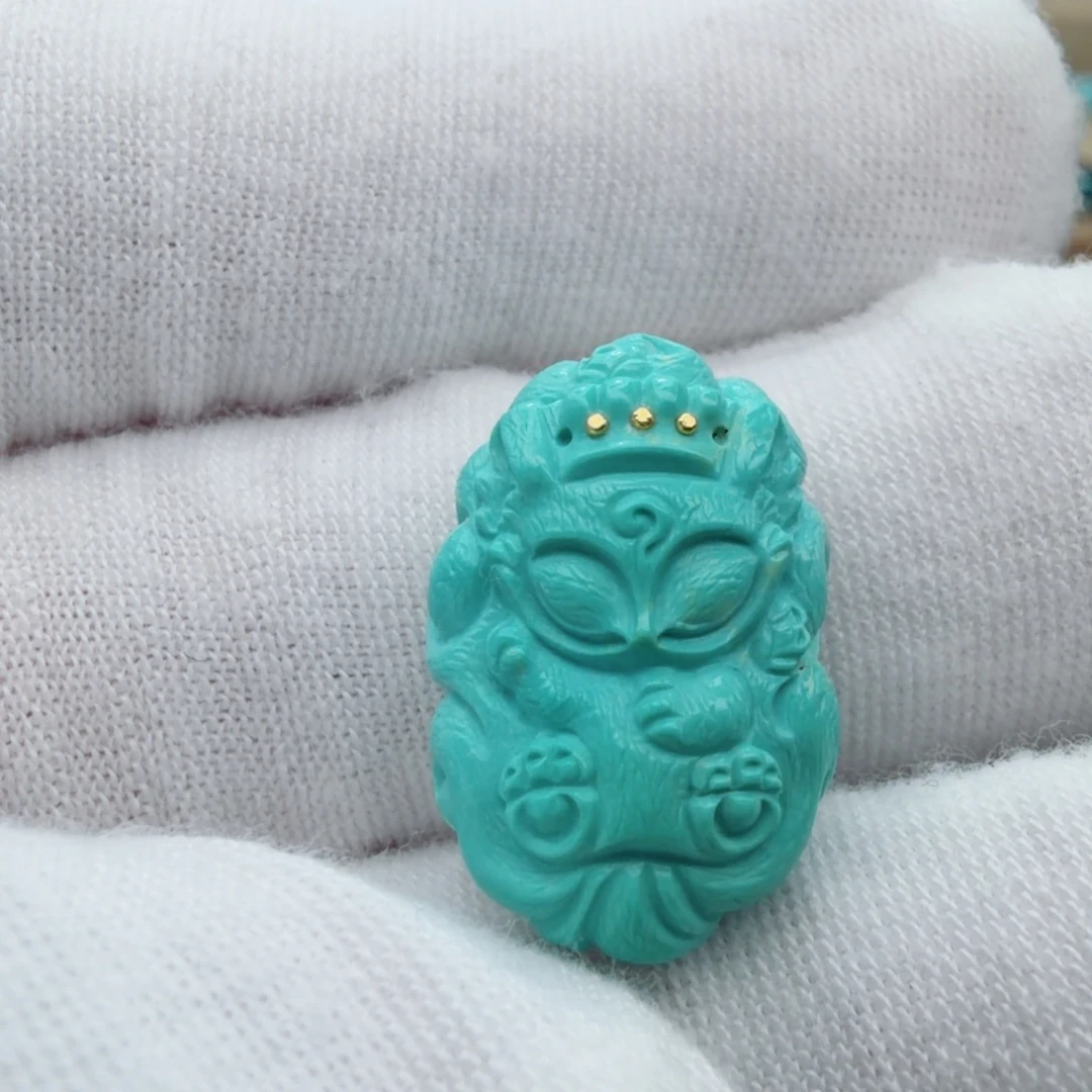 绿松石未镶嵌珠宝奇石