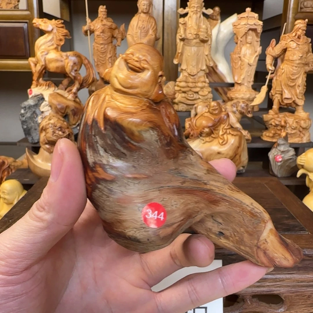 崖柏小木匠艺雕一物一拍