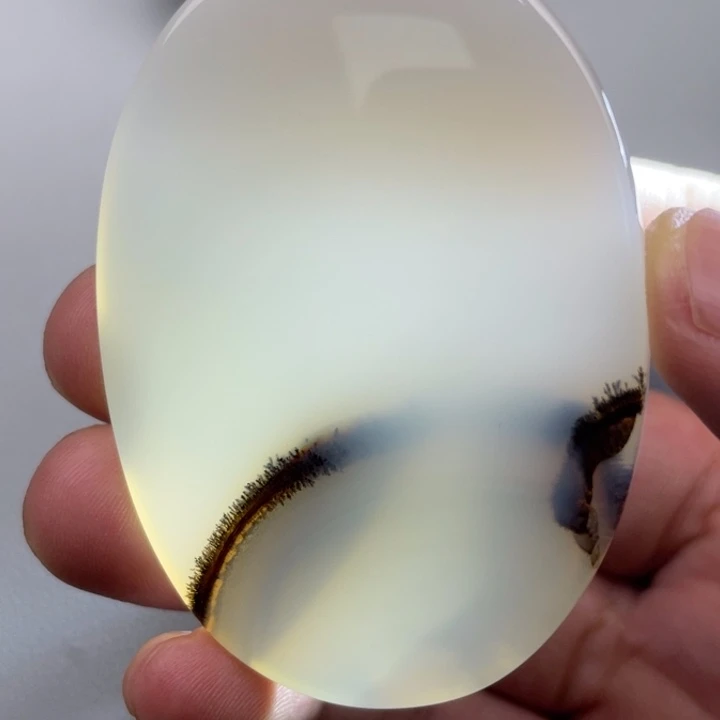 玛瑙/玉髓颈饰未镶嵌老*