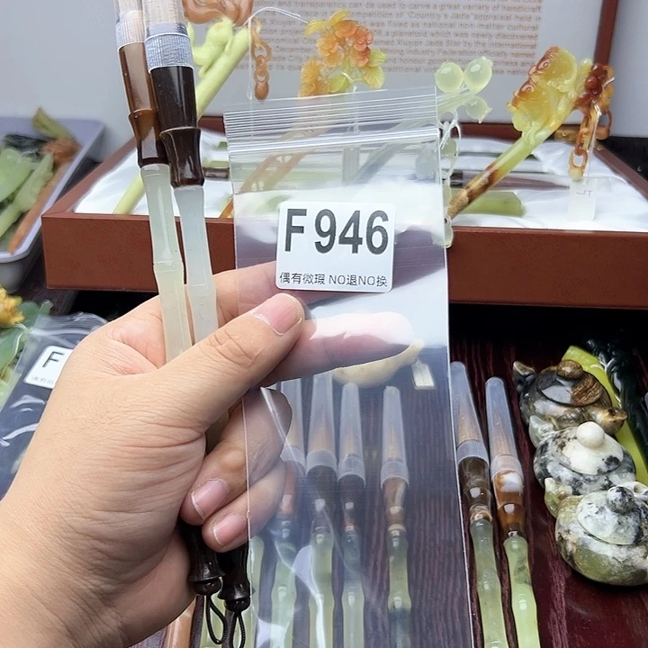 蛇纹石玉发饰合金挪*