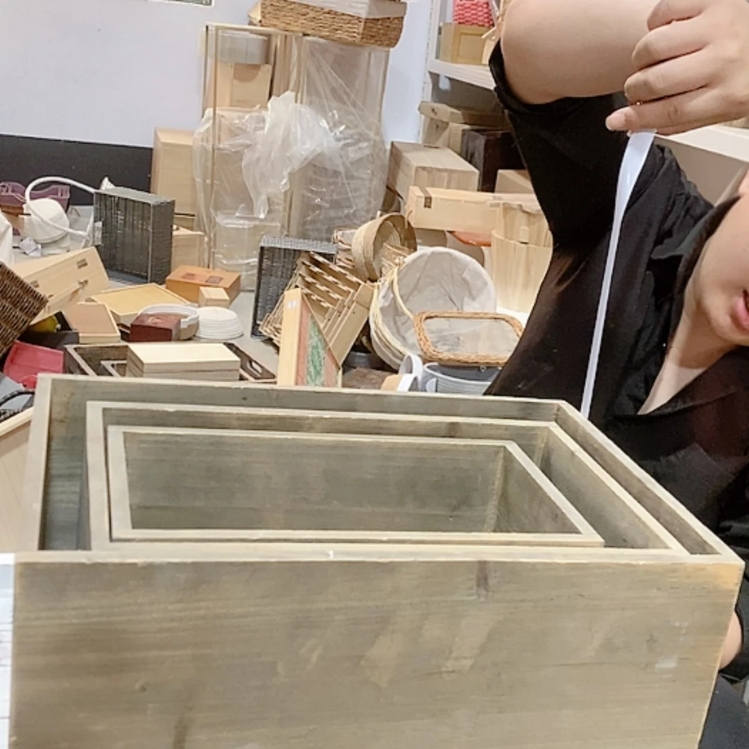 【闪购商品】塑料这是编号088