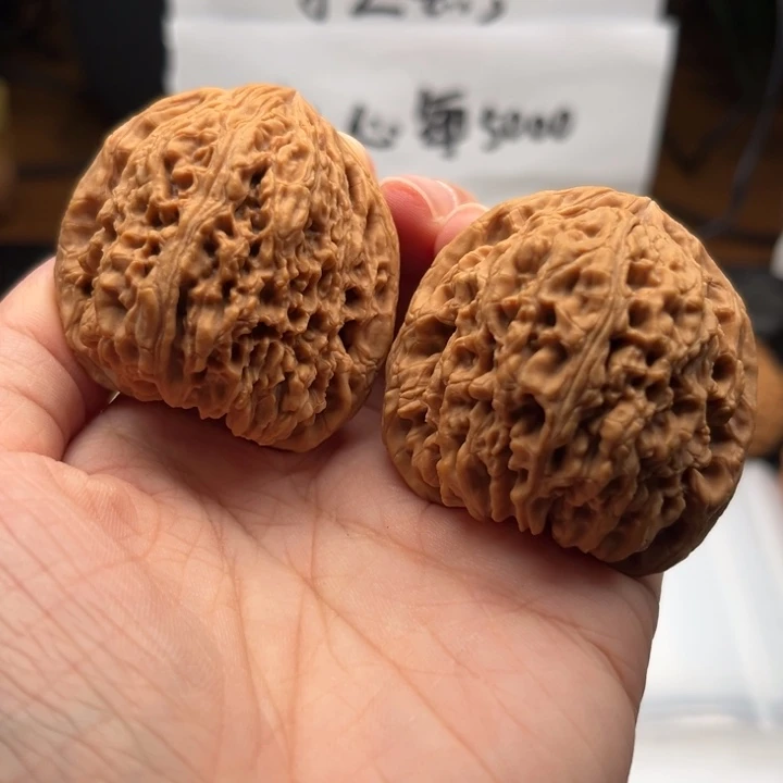 文玩核桃吊坠南疆44