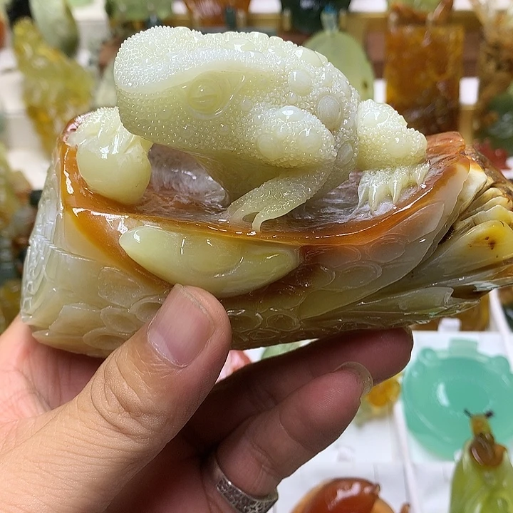 蛇纹石玉未镶嵌珠宝半成品