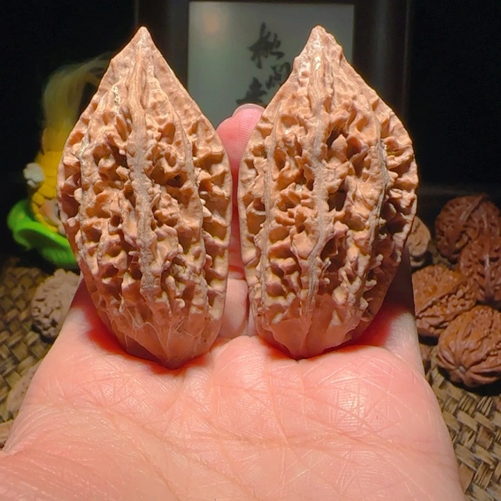 文玩核桃吊坠米子81