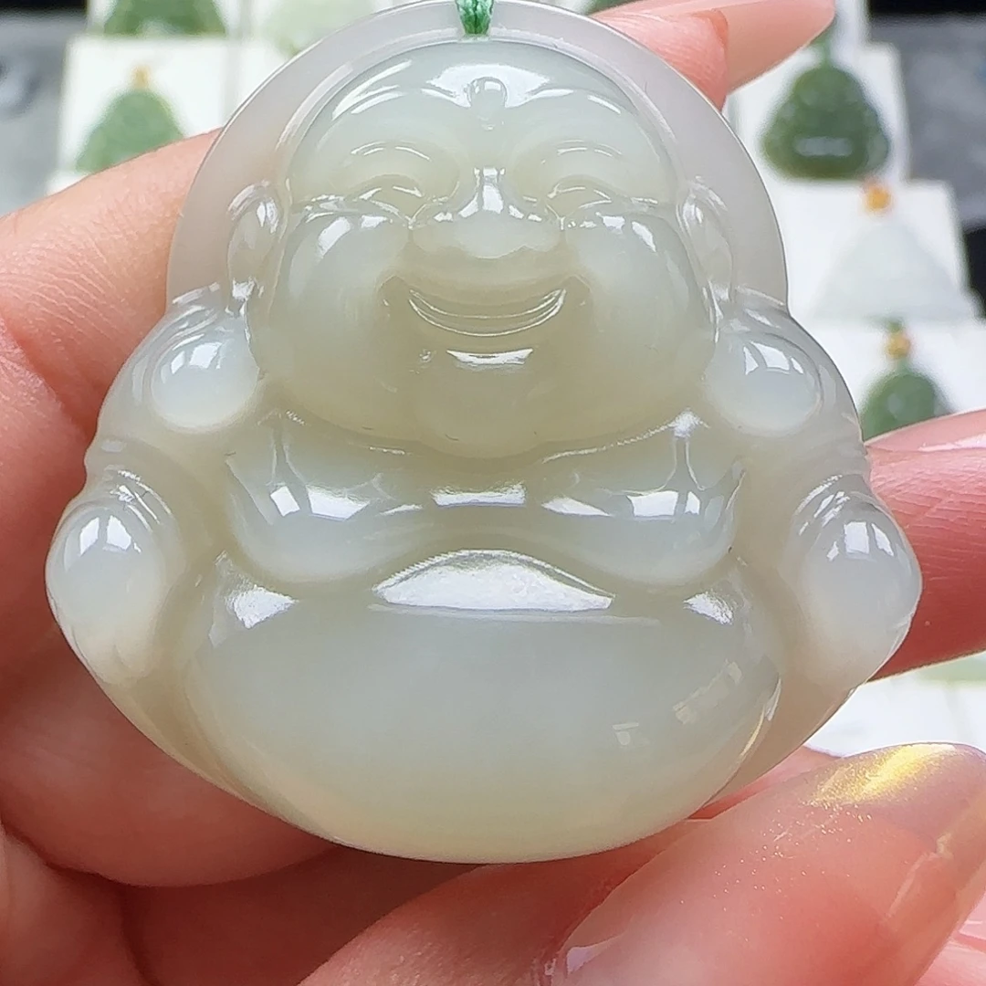 和田玉未镶嵌吊坠(赠链)