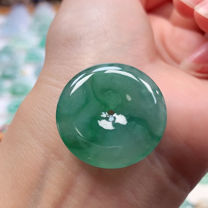 【闪购商品】翡翠未镶嵌吊坠(不含链)