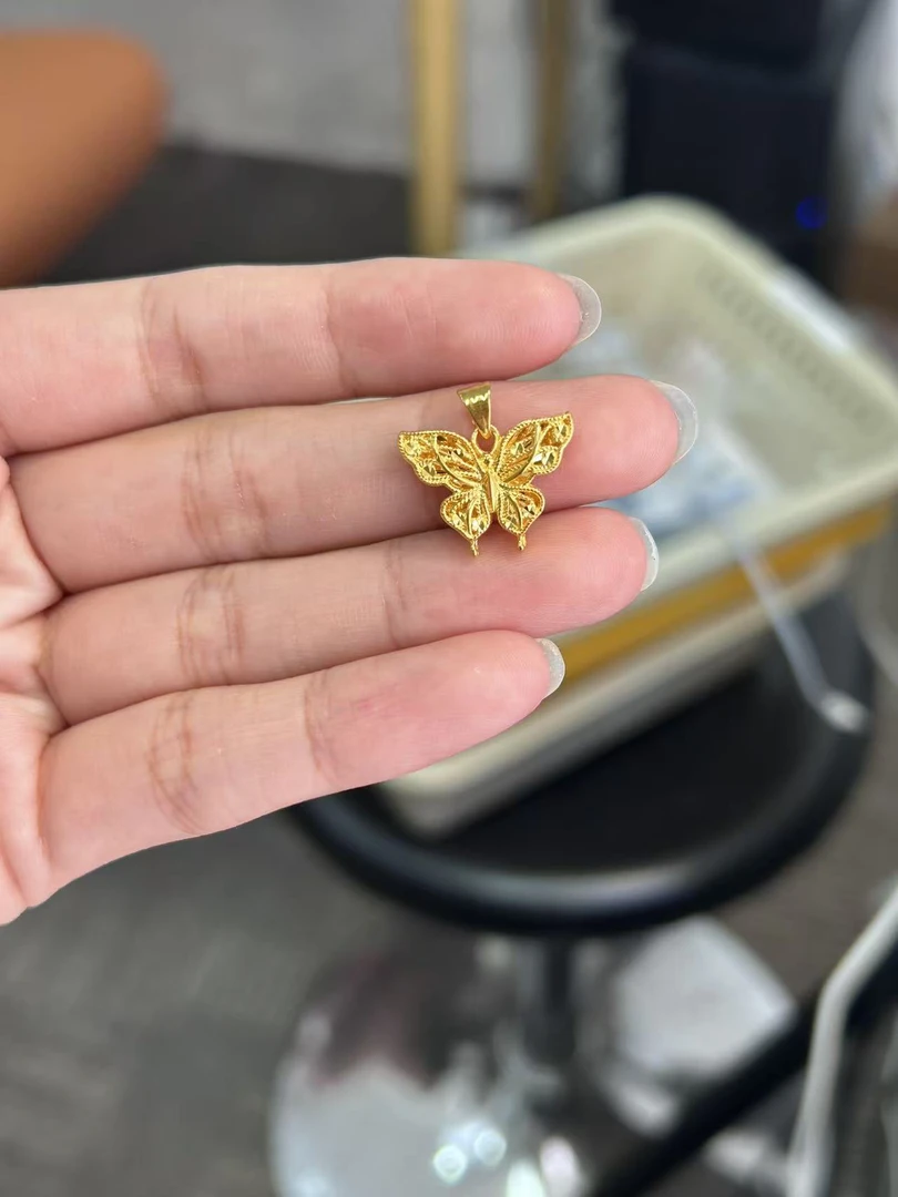 足金999 仿点钻双层蝴蝶2.56