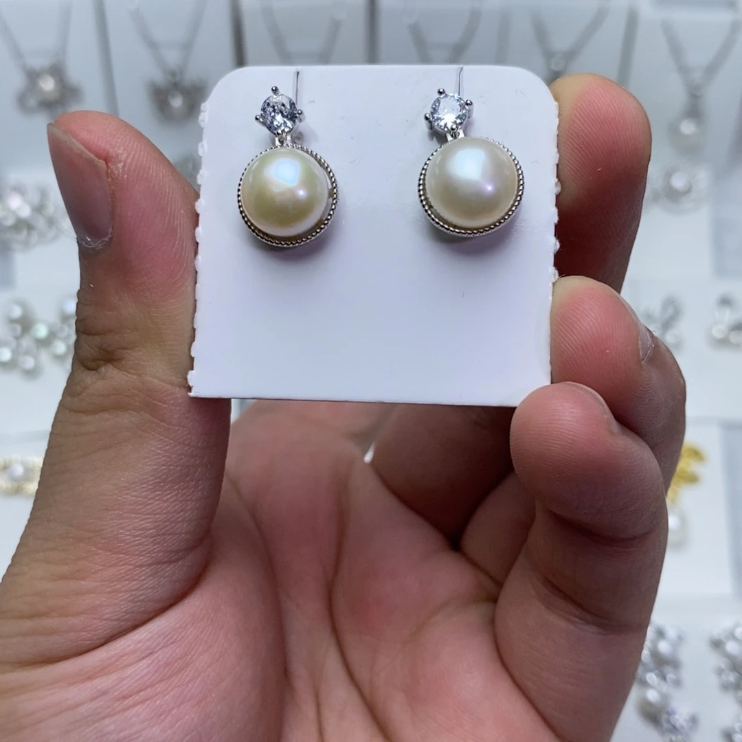 淡水珍珠未镶嵌耳饰