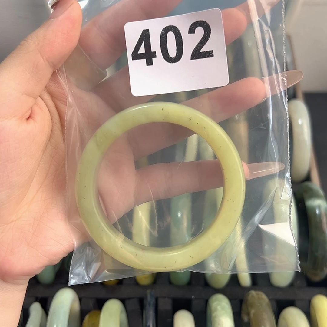 蛇纹石玉未镶嵌手镯你***