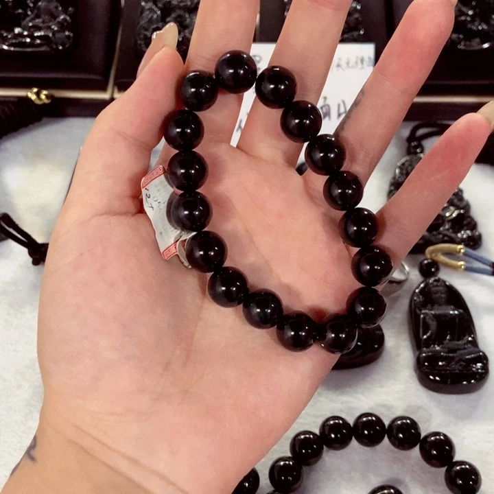 江***拾翡翠未镶嵌颈饰翡翠