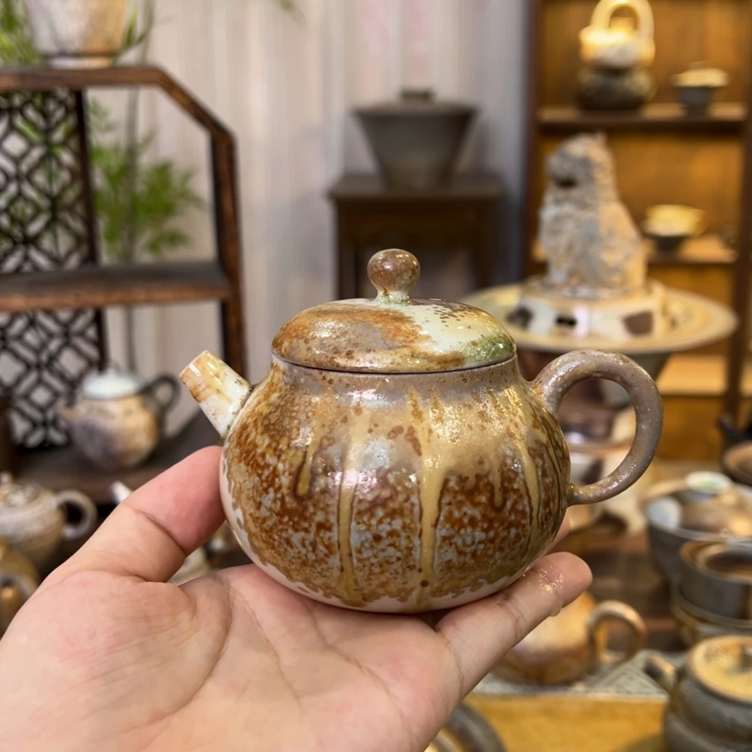 不染柴烧精品梨壶
