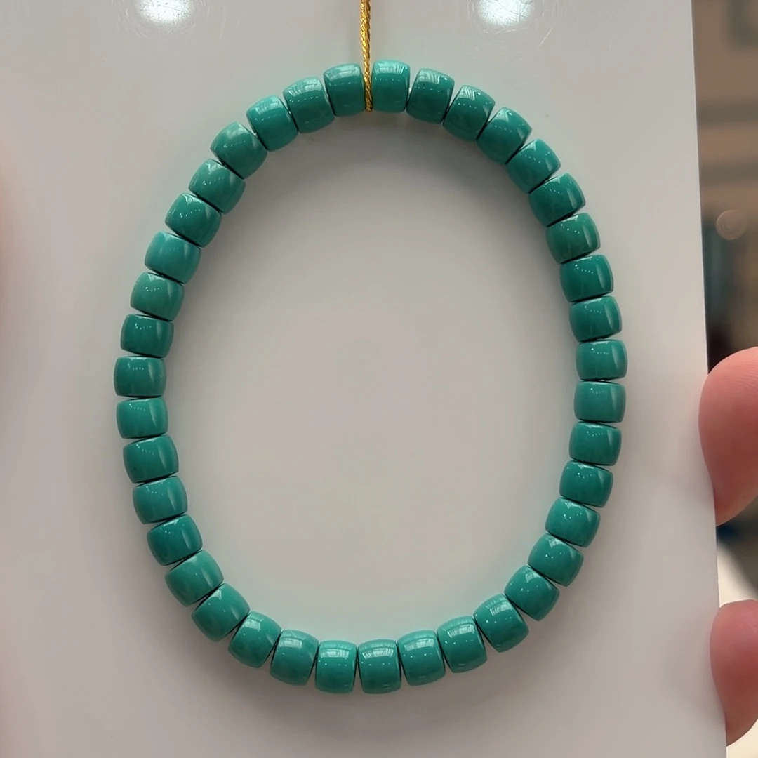 绿松石未镶嵌颈饰