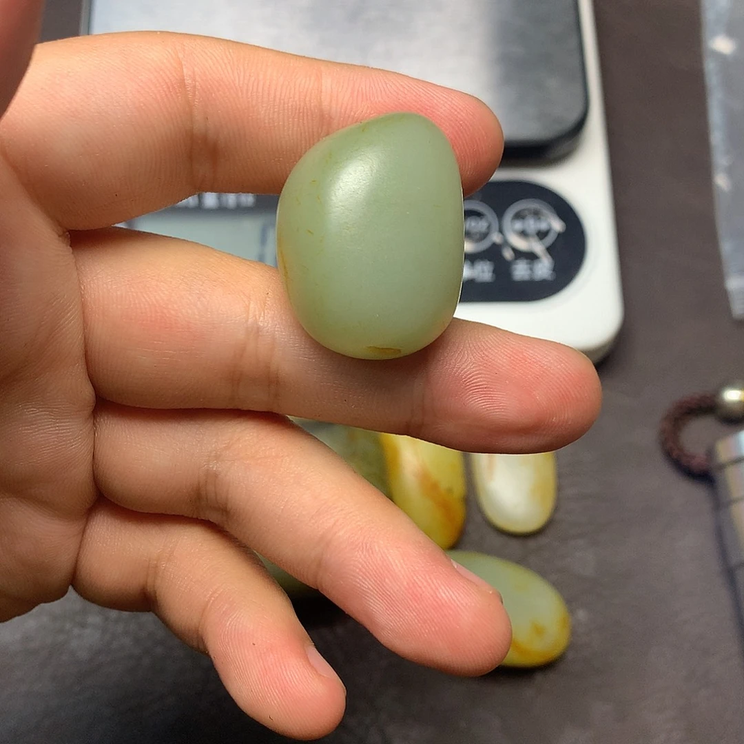 和田玉（糖玉）未镶嵌挂件