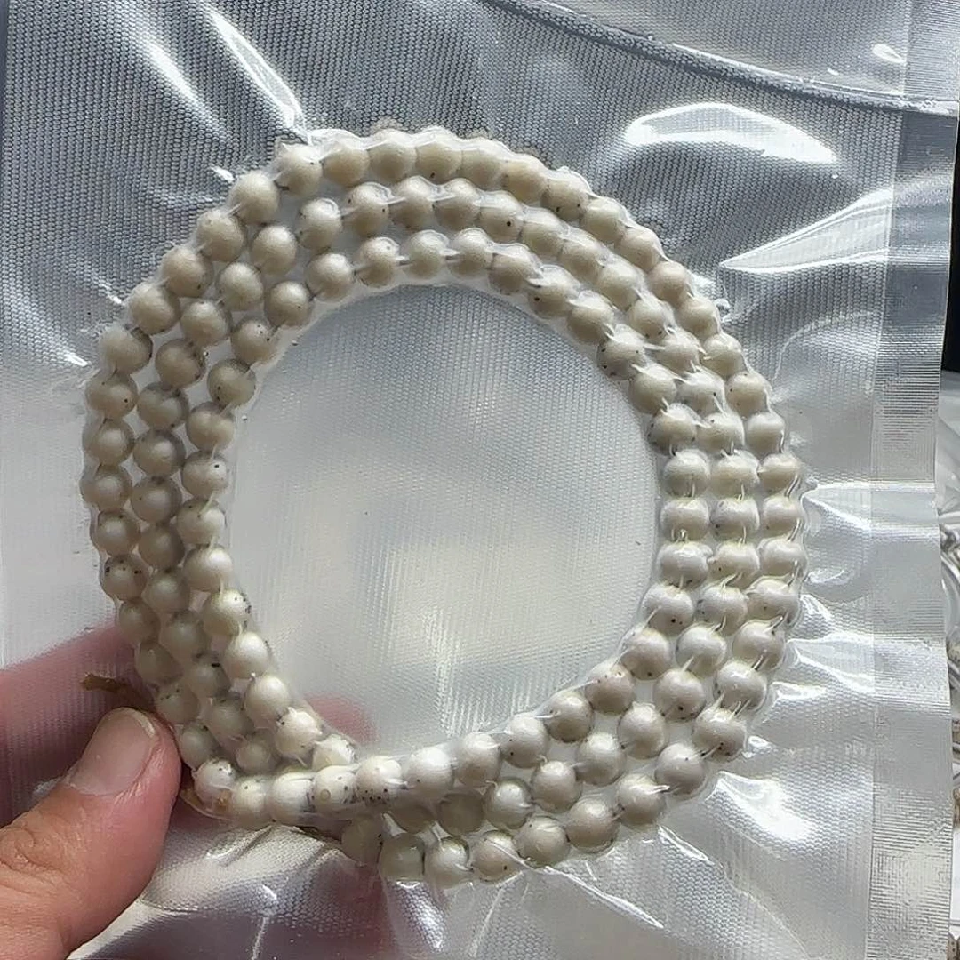 手串星月菩提润****）海南星月菩提7 X 7
