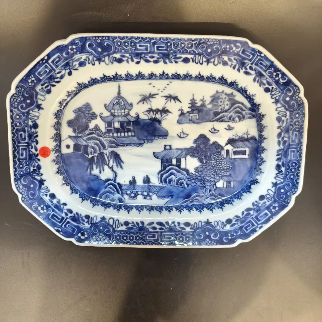 DS298 清乾隆青花山水人物盘 长25.5cm宽18.5cm