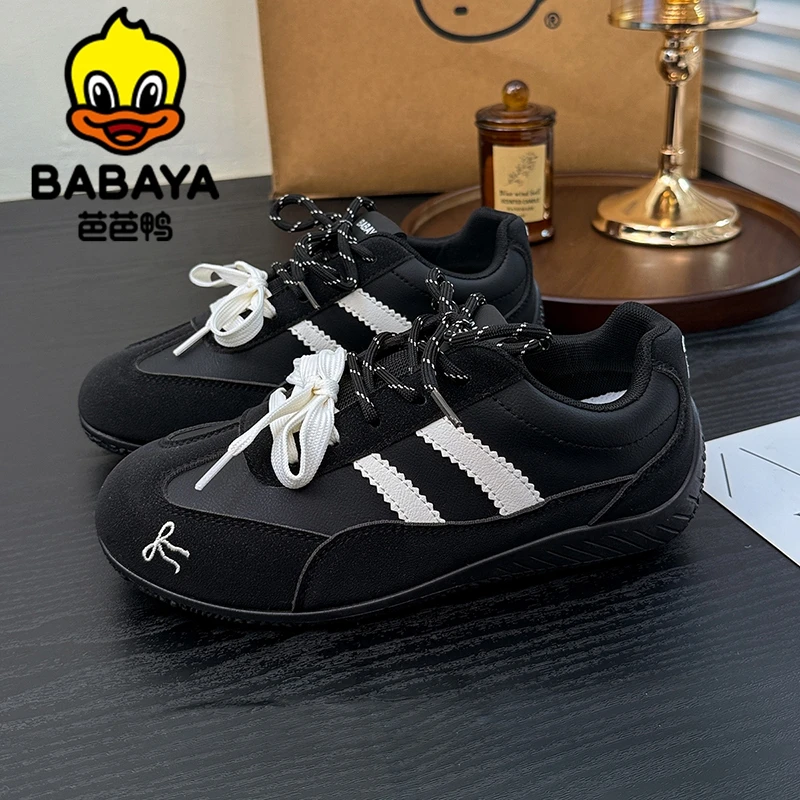 芭芭鸭女鞋户外防滑板鞋2025秋季新款低帮百搭休闲鞋女款运动鞋子