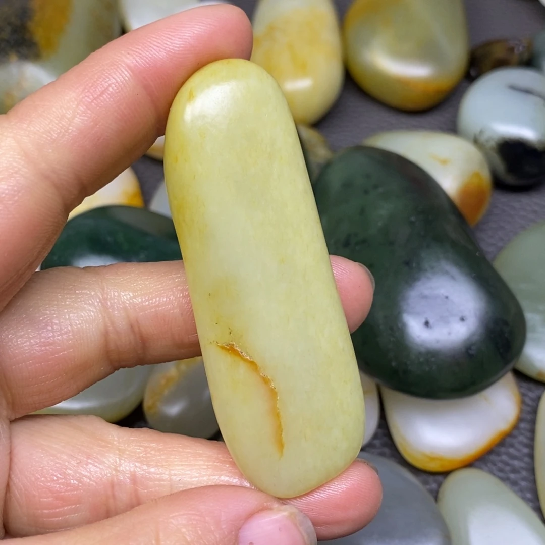 和田玉挂件未镶嵌