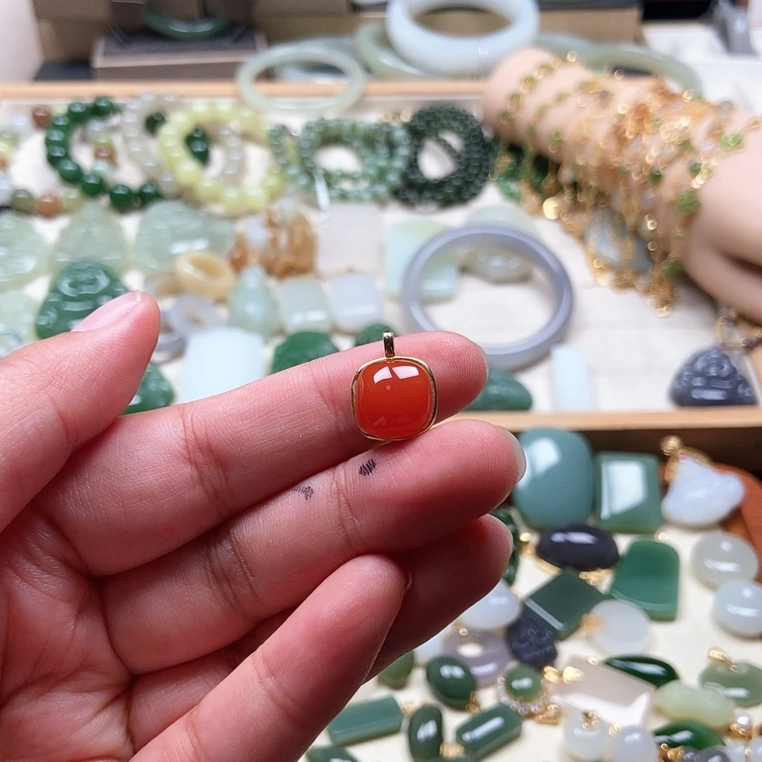 和田玉银S925镶嵌吊坠(不含链)侧**听