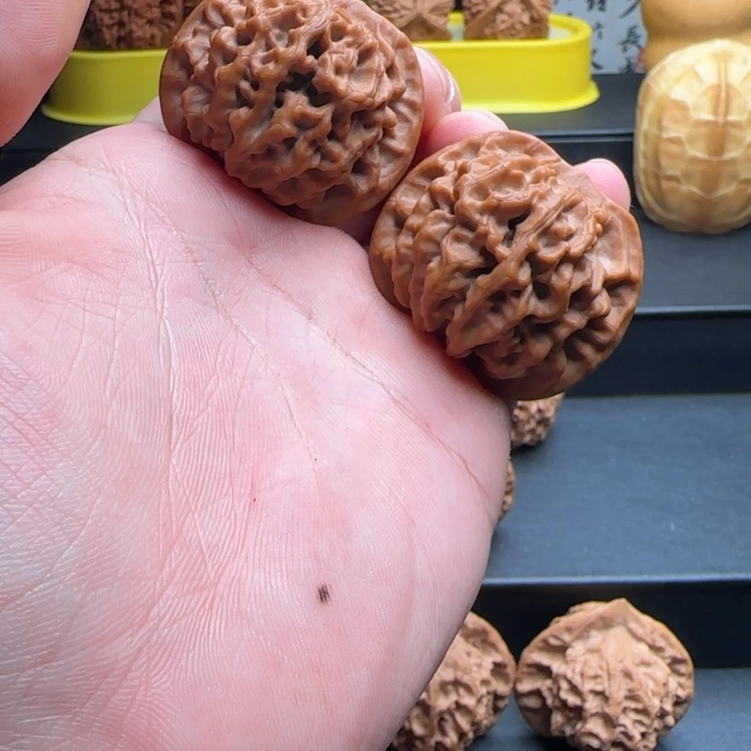 文玩核桃吊坠39边肚同尺秦闷