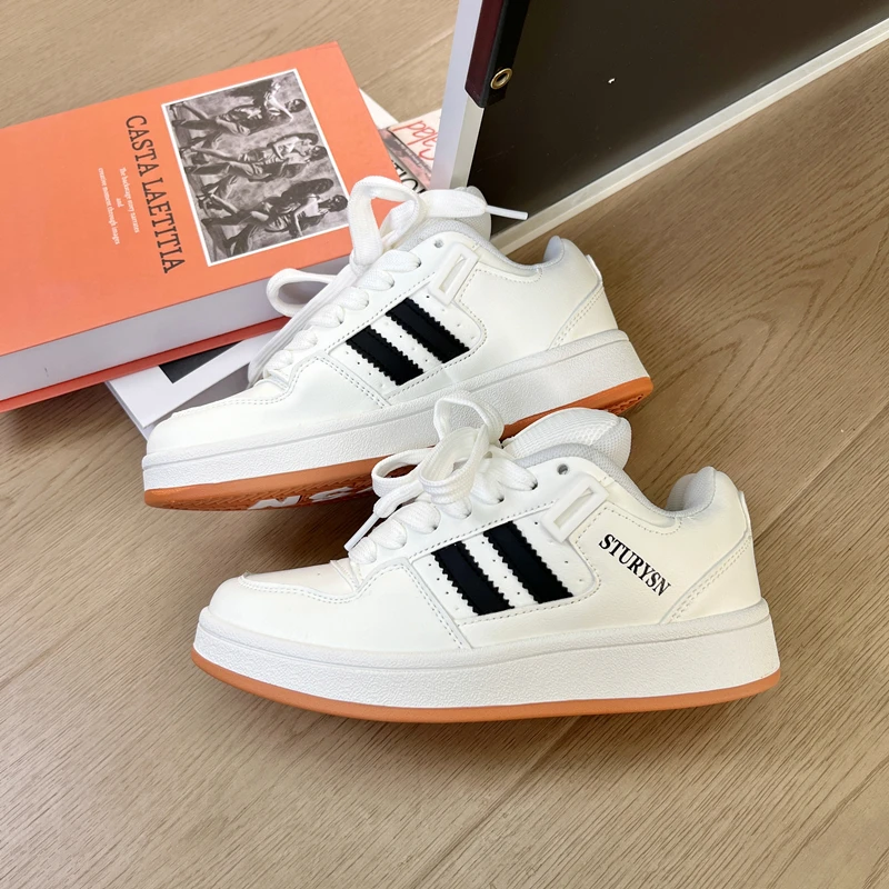 港风拼色情侣小白鞋女ins百搭厚底运动休闲板鞋男2025新款面包鞋