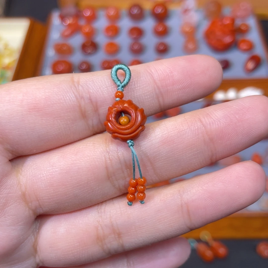 未镶嵌宝相花南红玛瑙