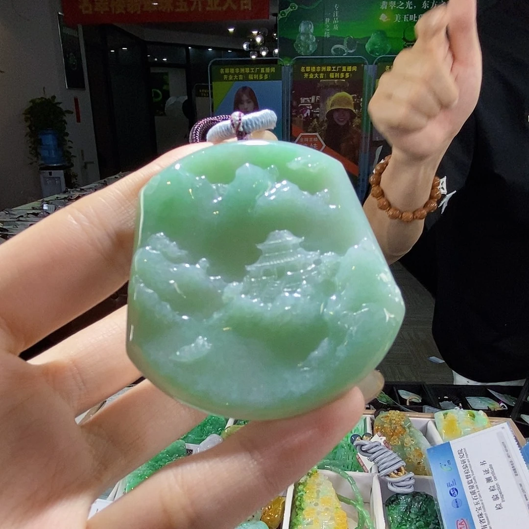 颈饰未镶嵌翡翠翡翠