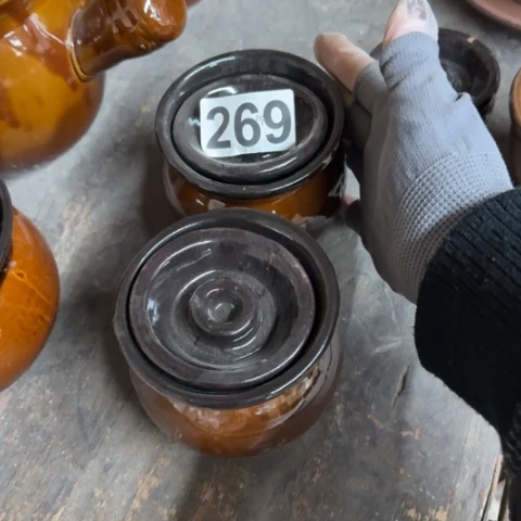 泥塑小罐两个遐思品