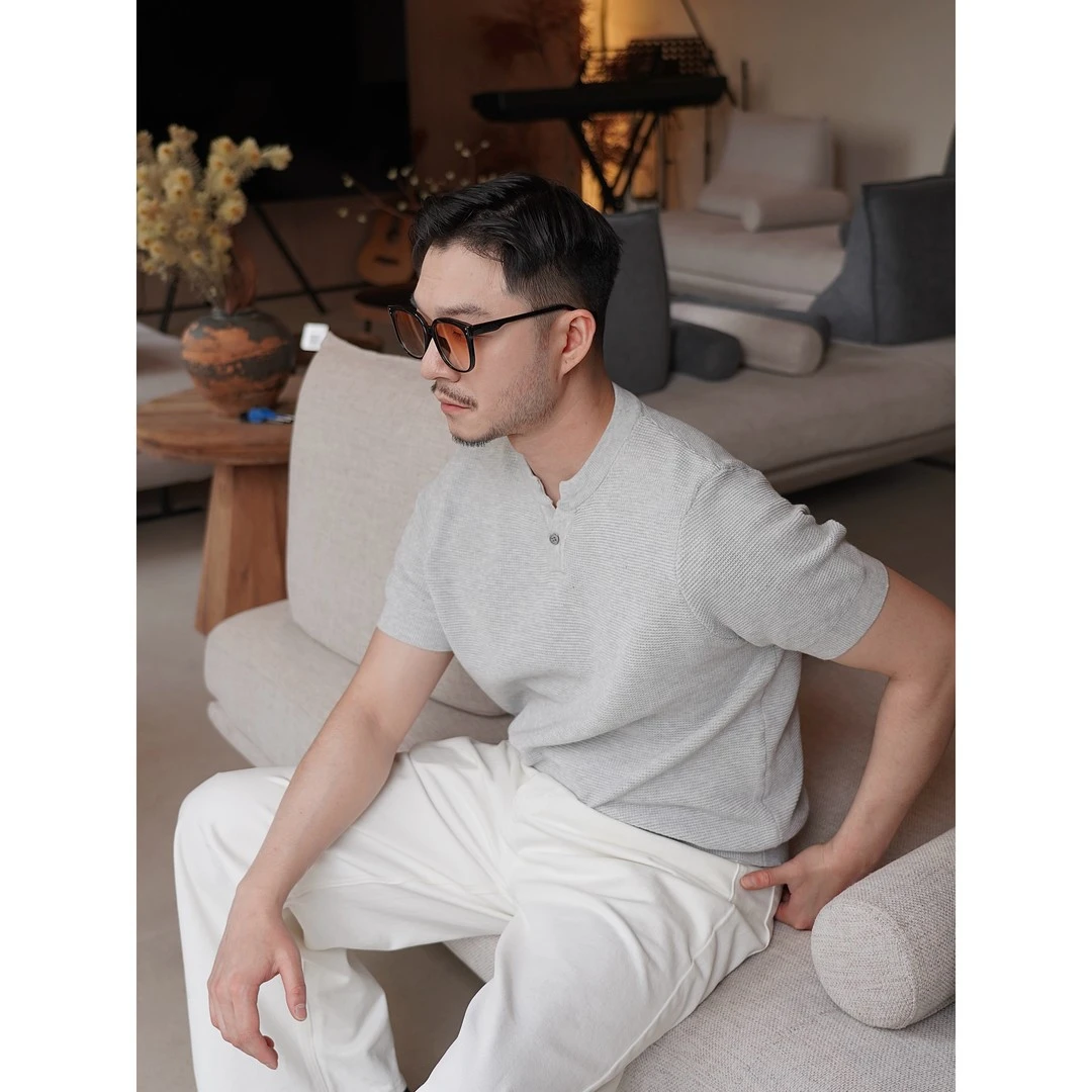 菠萝纹针法肌理感休闲简约男士亨利领T恤纯色